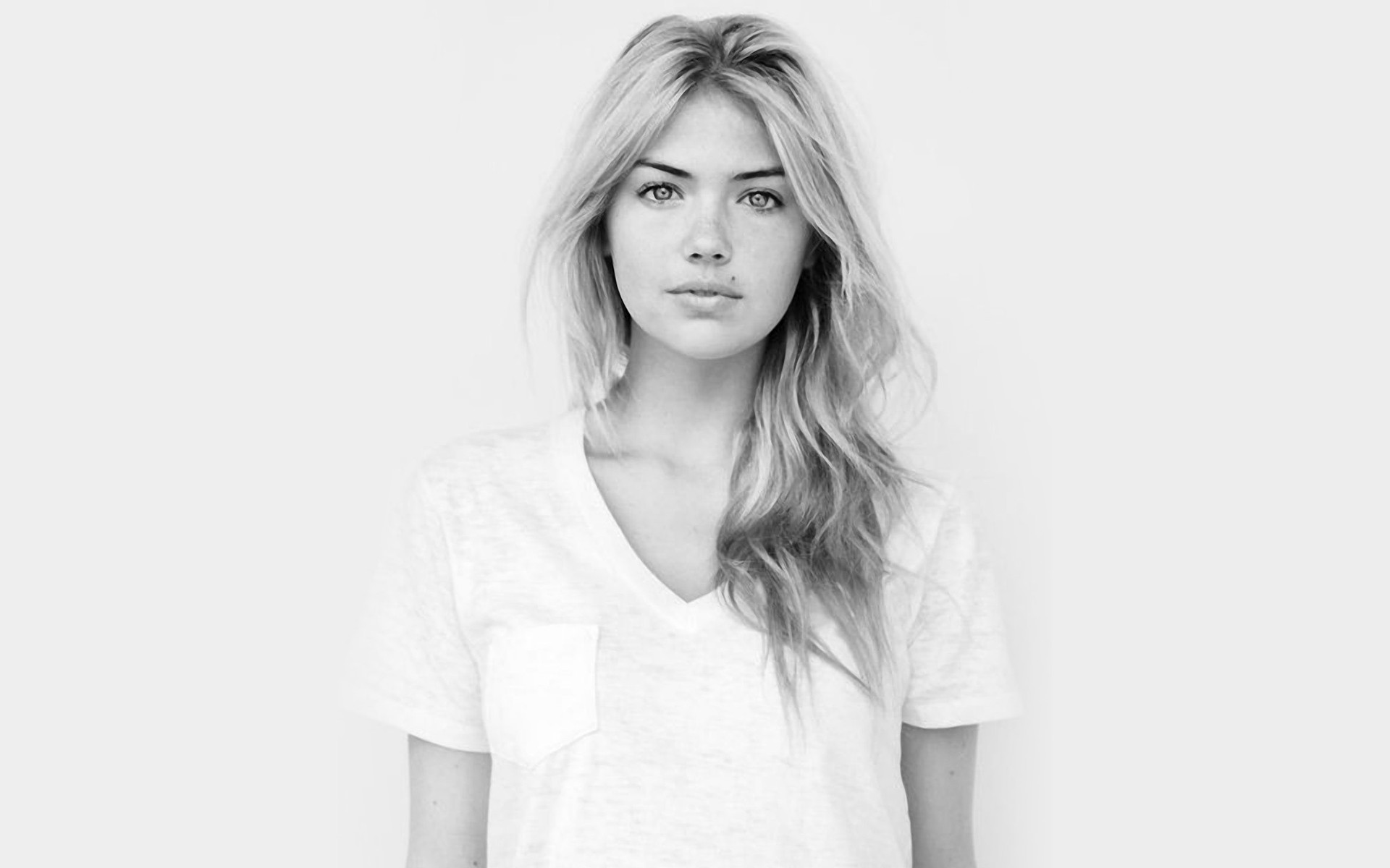Hot Kate Upton Image And Wallpaper Collection