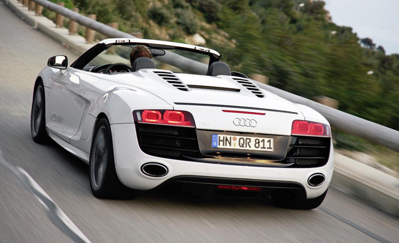 Ultracollect Audi R8 Spyder Black Wallpaper Image