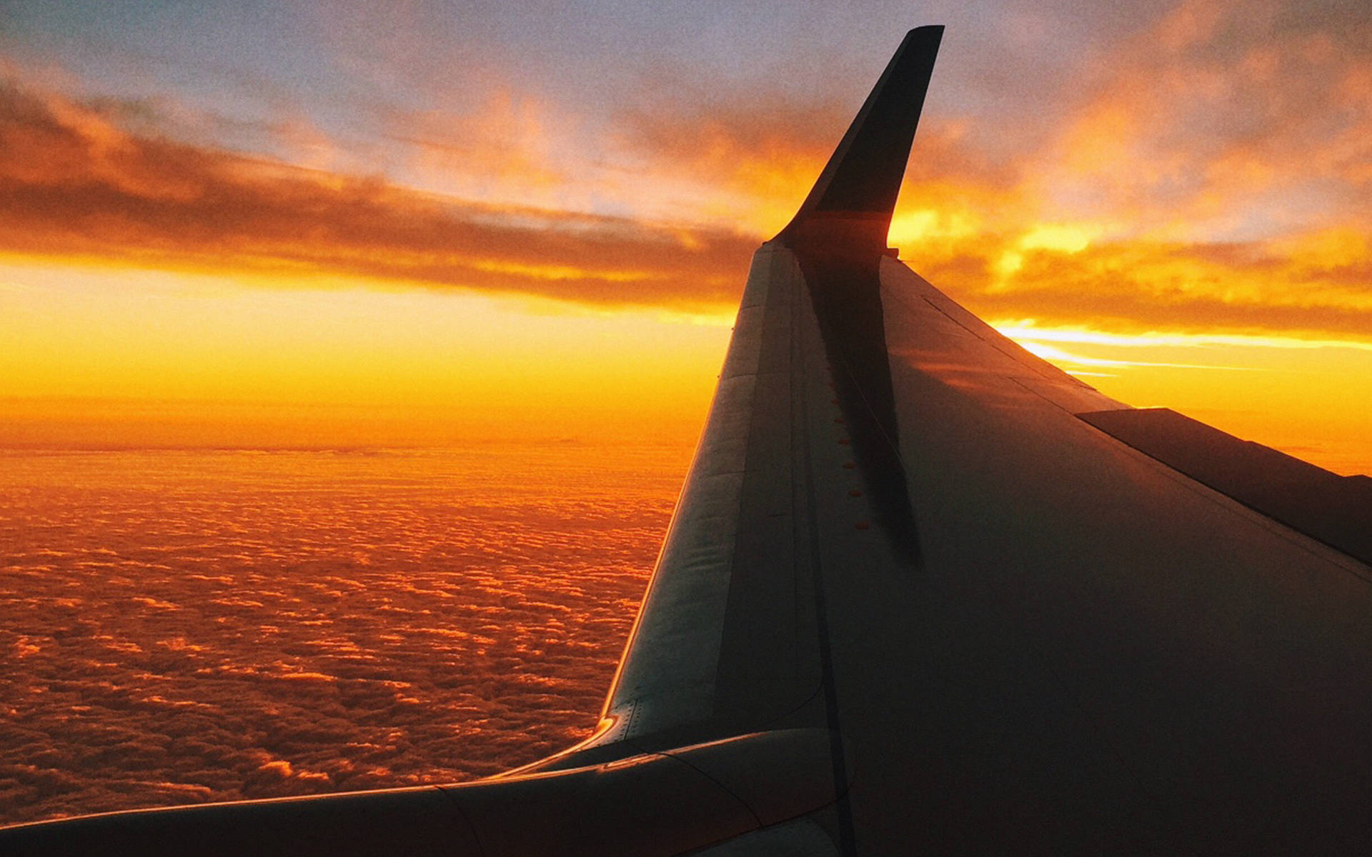 Travel Laptop Wallpaper