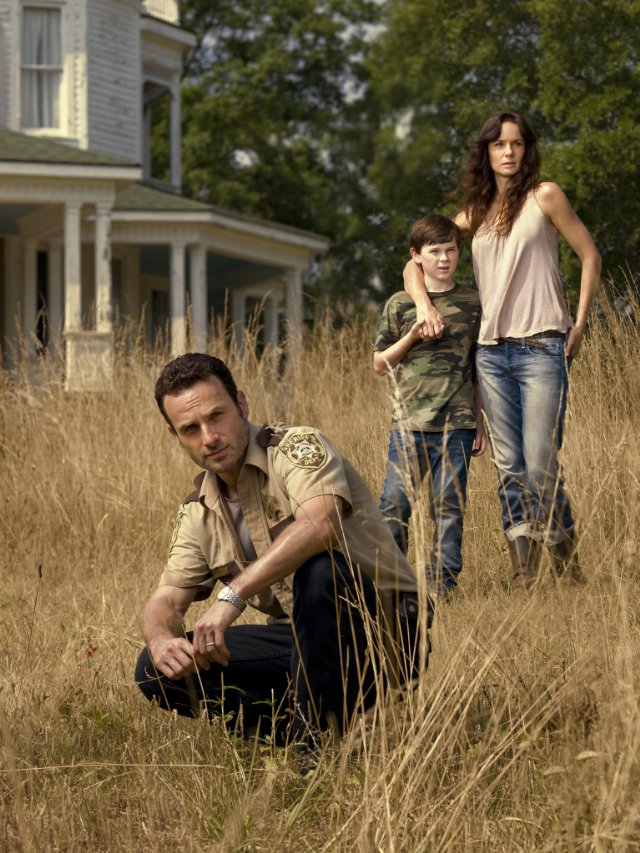 Still Of Andrew Lincoln And Sarah Wayne Callies In The Walking Dead