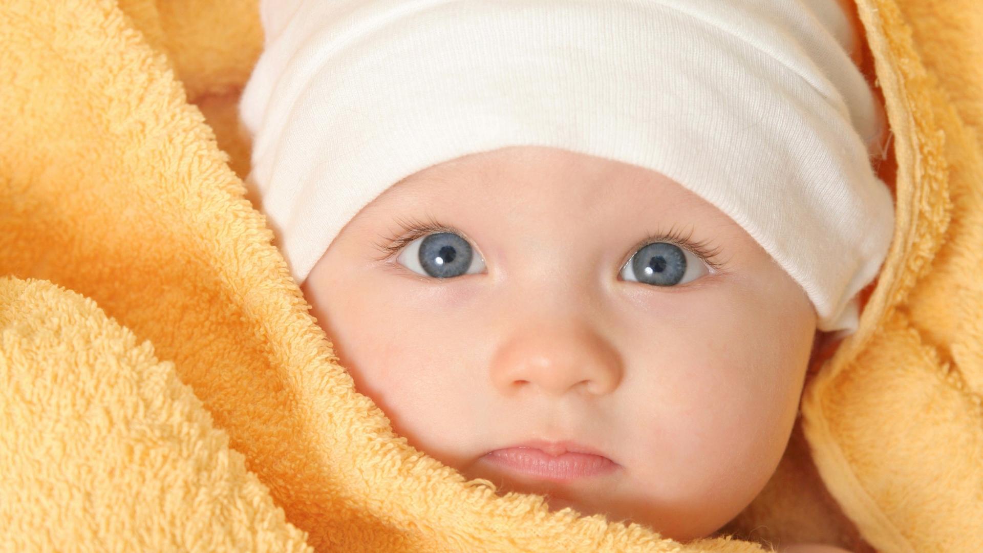 Blue Eyes Cute Baby HD Wallpaper