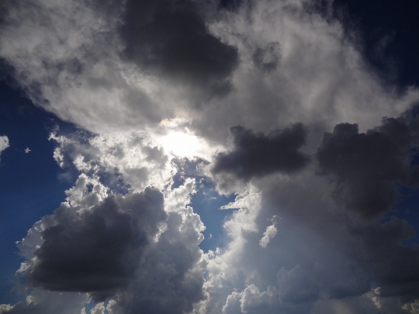 Dark Clouds Moving In Cloud Desktop Background