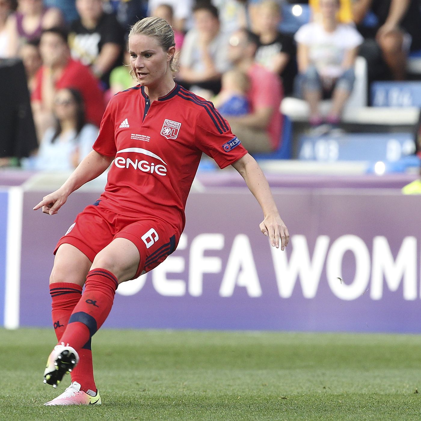 Around The Forest Amandine Henry Named To French National Team