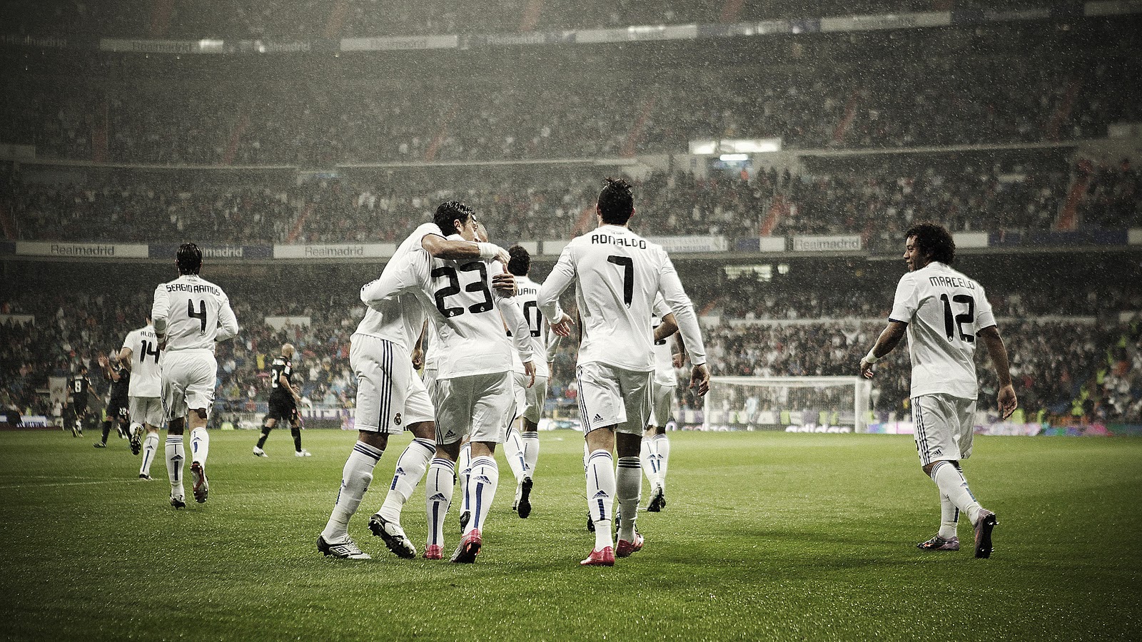 Real Madrid Football Team HD Wallpaper