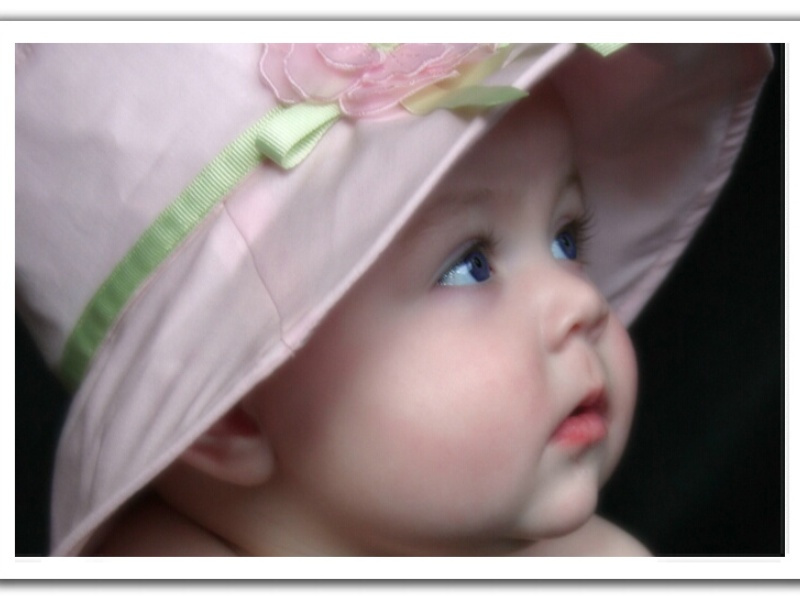  Kids Wallpapers Smiling Crying Babies 6 New Baby Wallpapers 2012 800x600