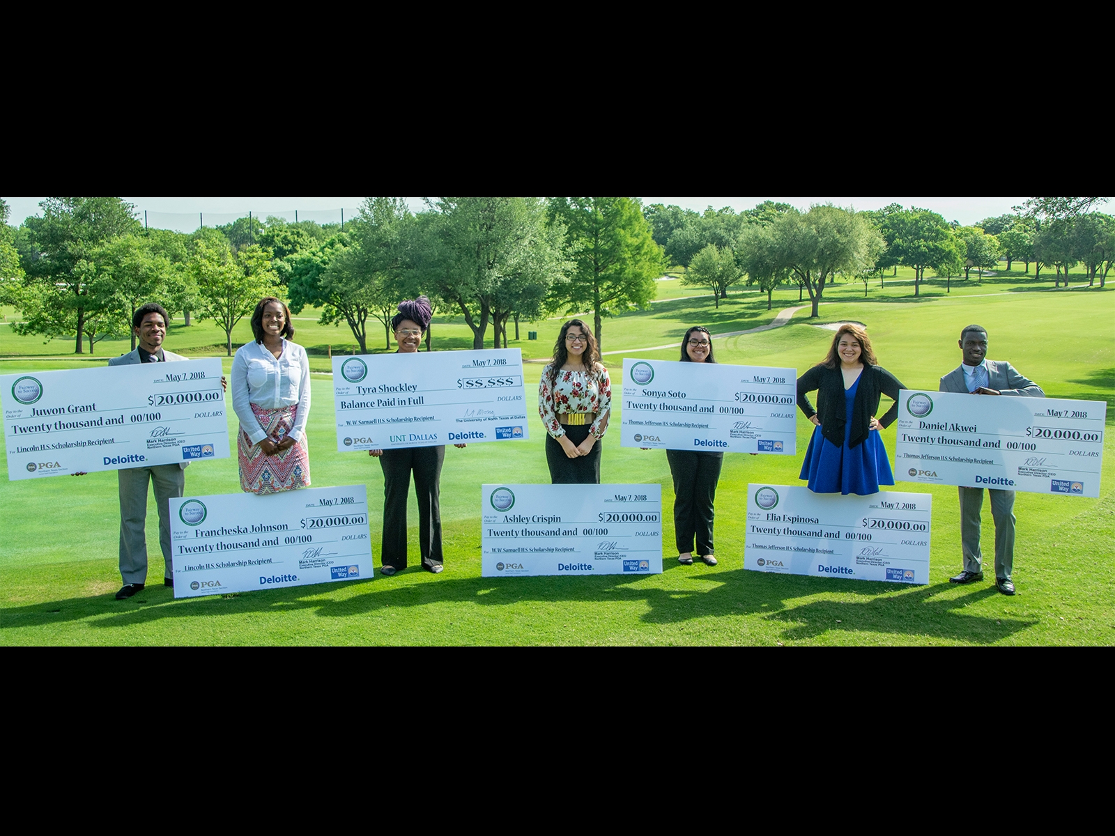 Ntpga Junior Golf Foundation Seven Dallas Isd Seniors Receive