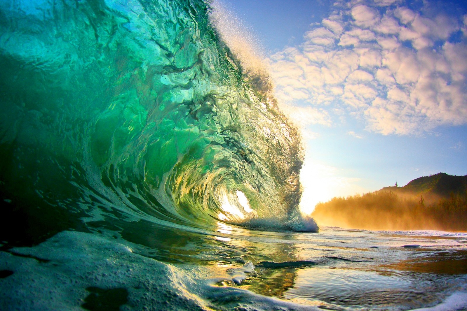 Ocean Waves Wallpaper