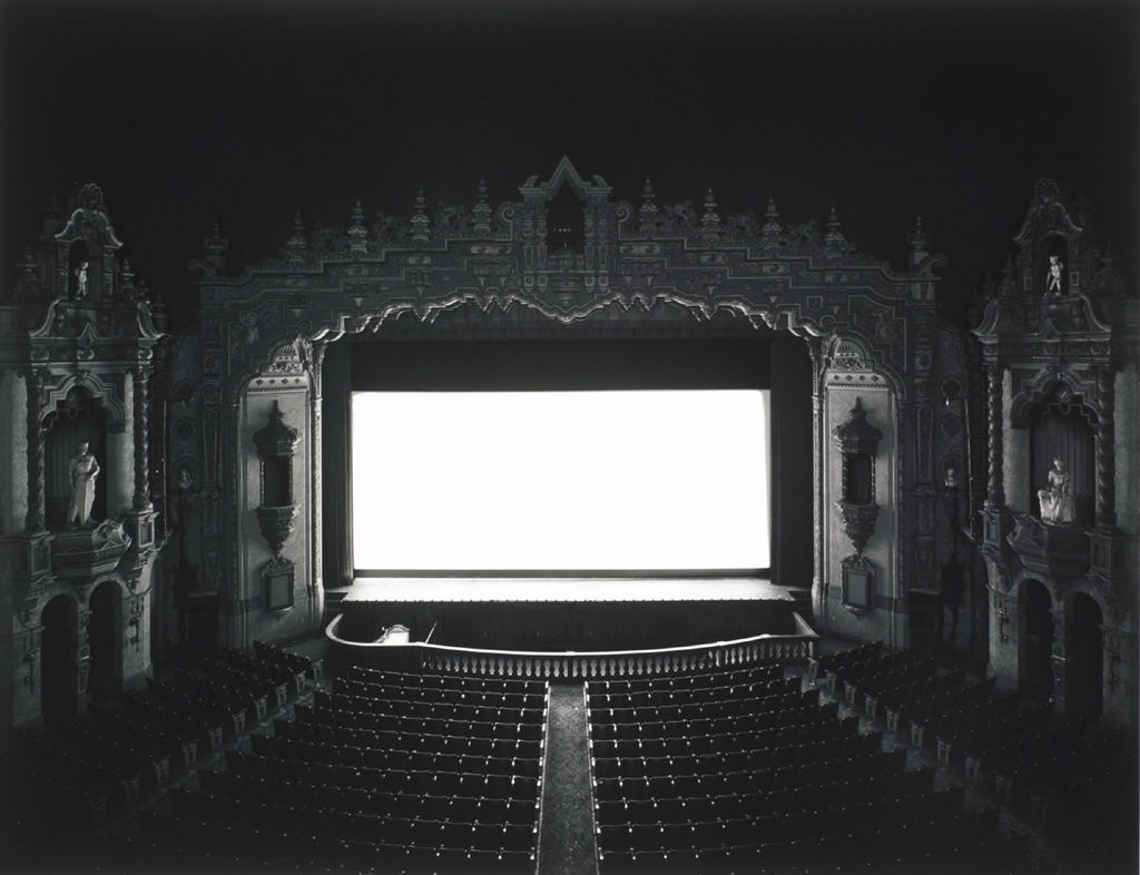 Picture Of The Week Hiroshi Sugimoto S Theatres