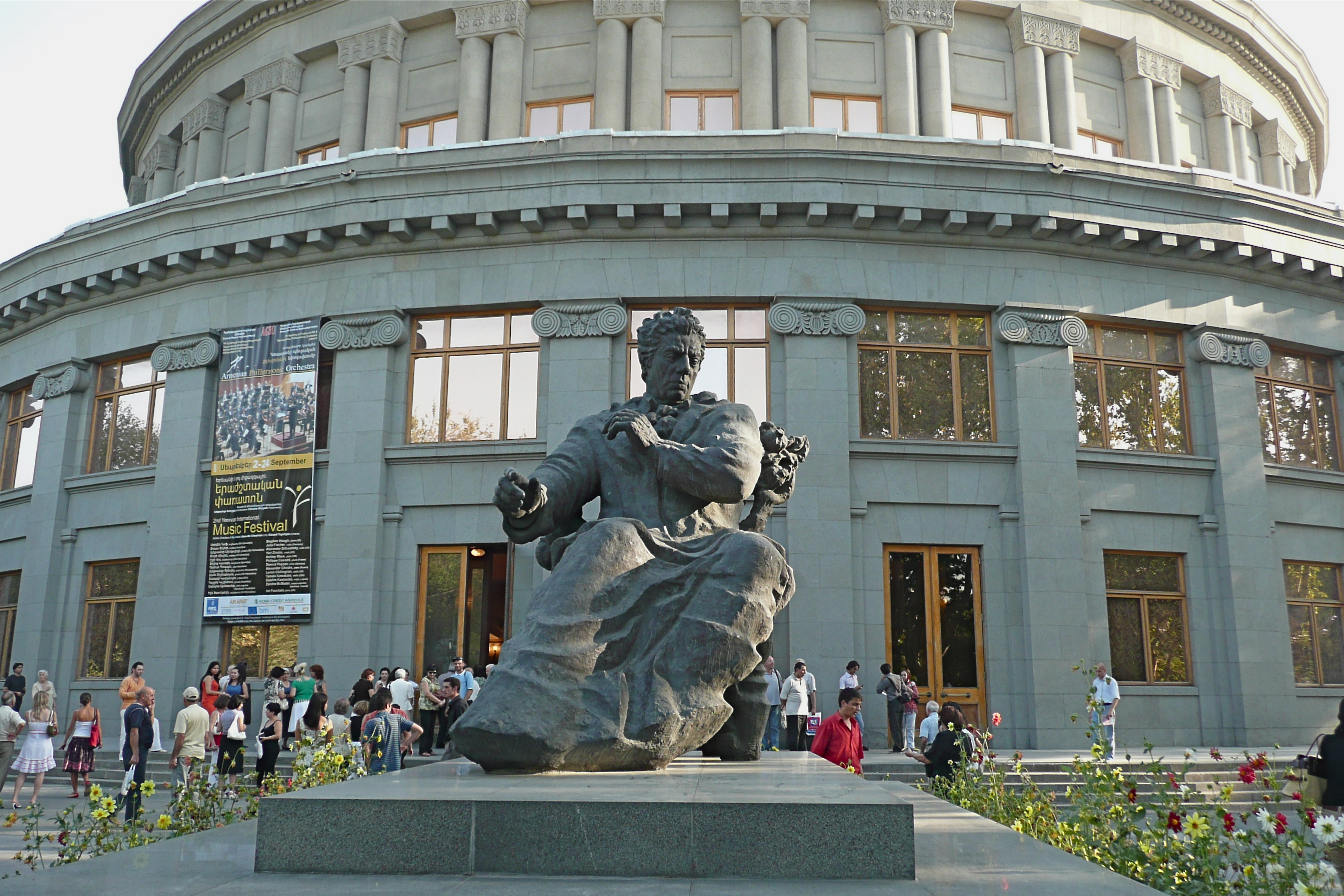 File Aram Khachaturian Yerevan Opera Jpg Wikimedia Mons
