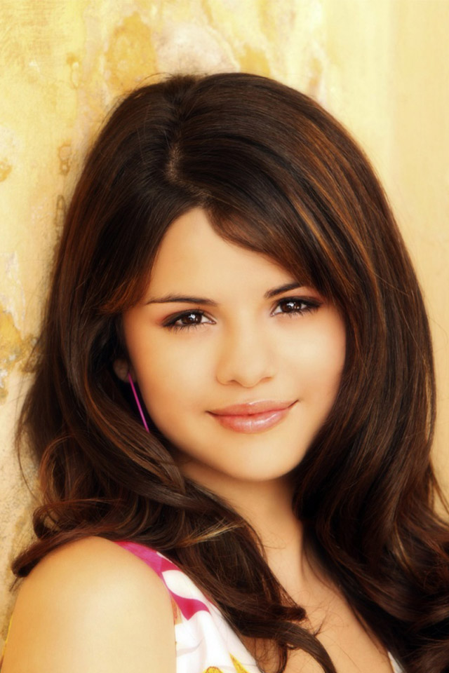 Selena Gomez Simply Beautiful iPhone Wallpaper