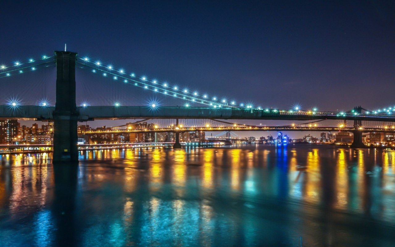 Williamsburg Bridges In New York City X Close