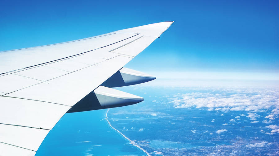 4k Plane Aerial Svy4gd98du2zop52 Wallpaper