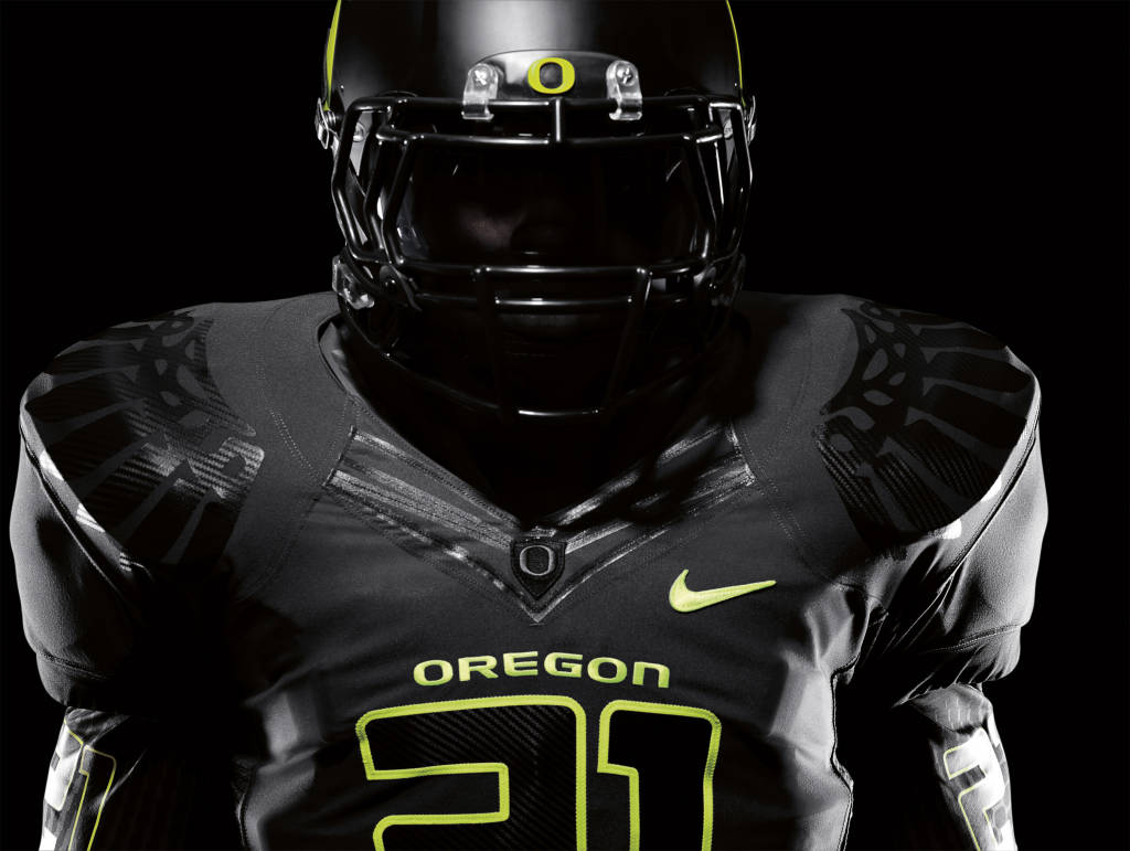 Get Chrome Oregon Ducks Football Uniforms Pictures