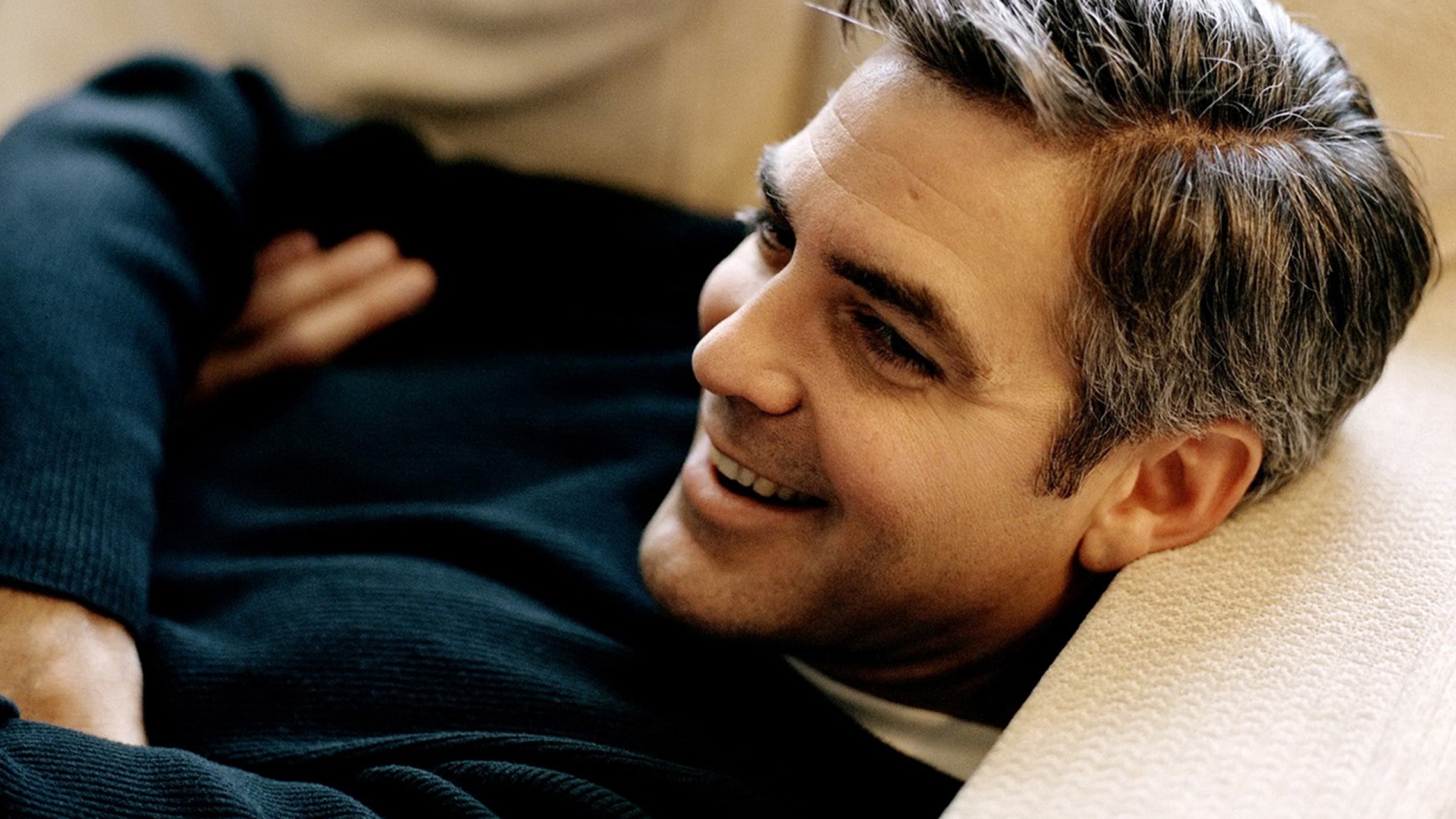 Download George Clooney Smile Images Widescreen 43 wallpaper