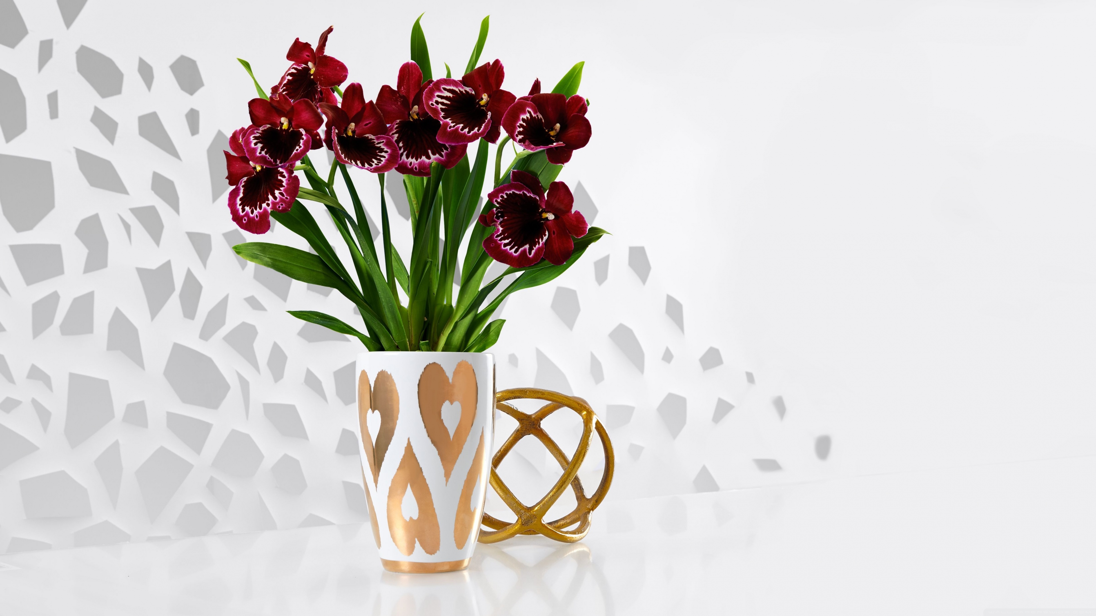 Luxurious Flower Bouquet 4K HD Desktop Wallpaper for 4K Ultra