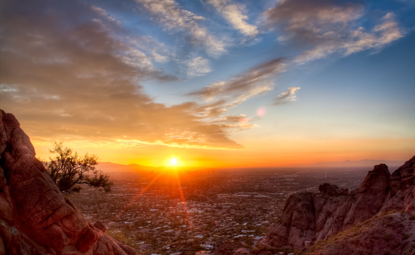 Sun Burning Over Phoenix Arizona William Woodward
