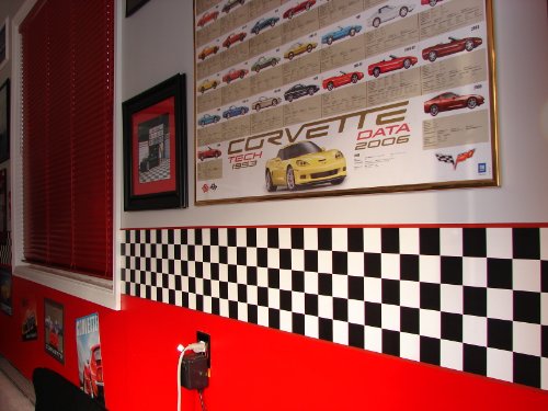 New Checkered Flag Cars NASCAR Wallpaper Border 9 inch Red Edge