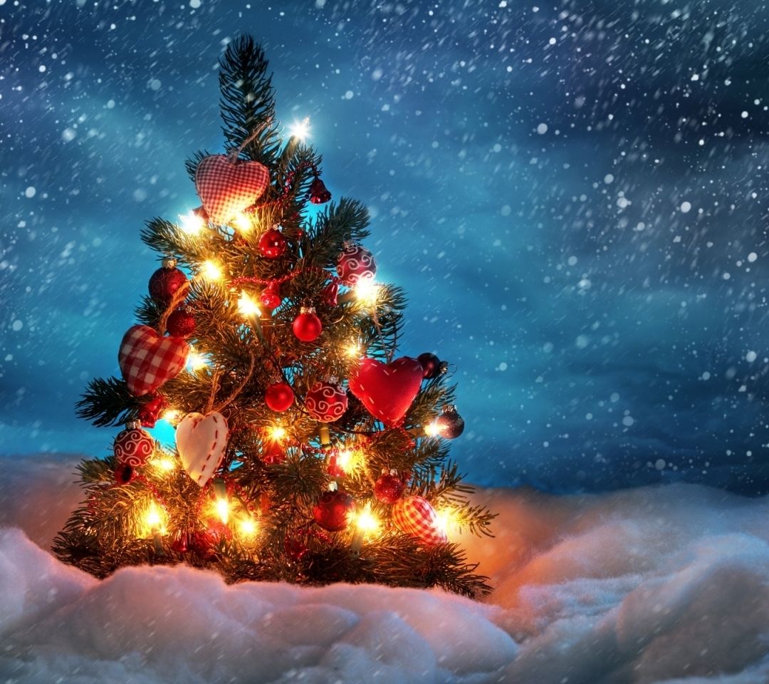 Holiday Screensavers Christmas Tree Screensaver