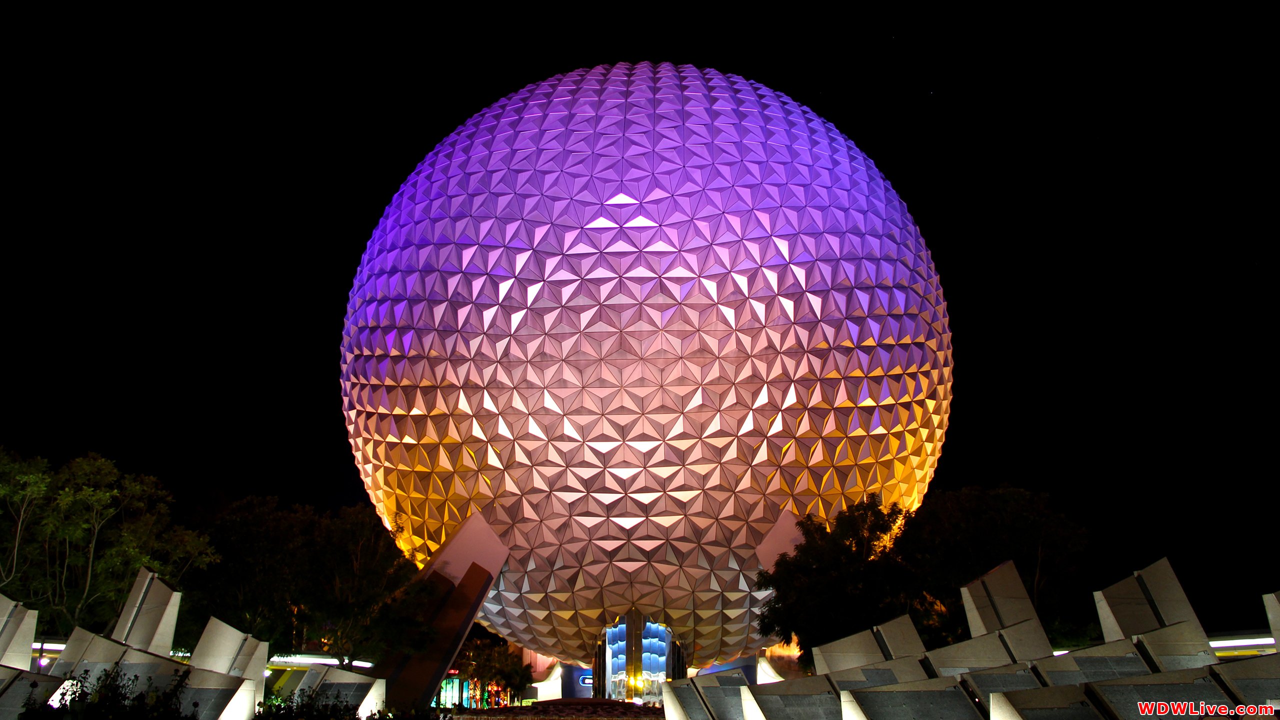 Spaceship Earth Nighttime view of the signature attraction at Epcot 2560x1440