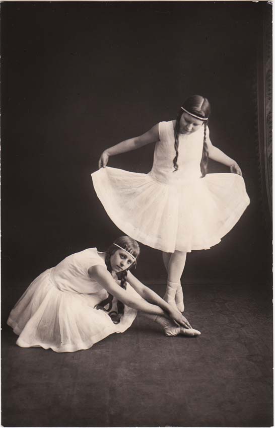 Vintage Ballet Girls By Mementomori Stock