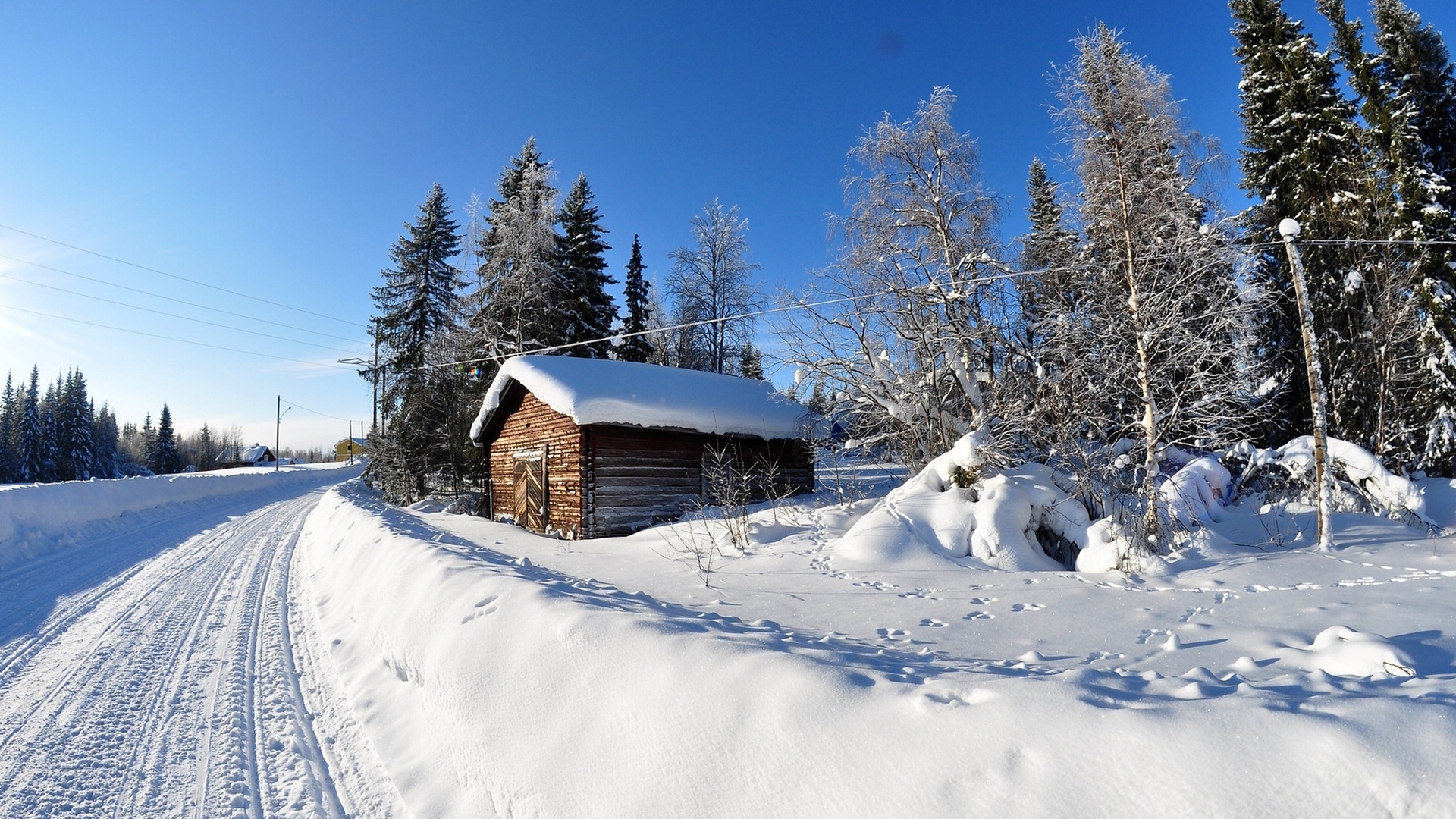 Snowy Cottage Wallpaper
