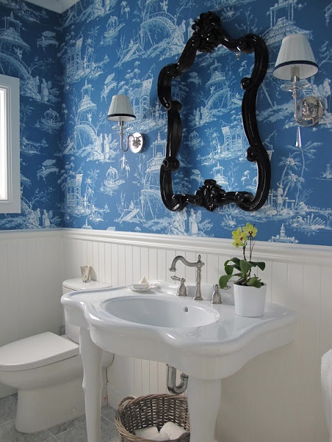 Thibaut Wallpaper Meridian Chinoiserie Pedestal Basin Blue And