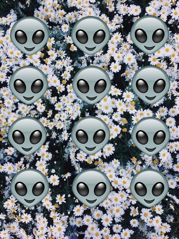 Alien Emoji Wallpaper Flowers