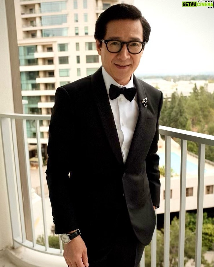 Ke Huy Quan Wiki Biography Age Gallery Spouse And More Wallpaper