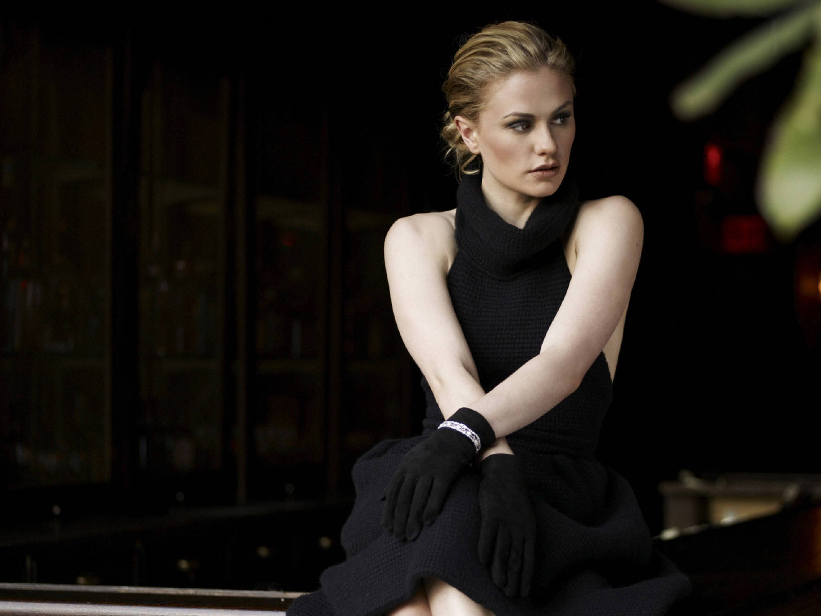 Anna Paquin Wallpaper World Collection