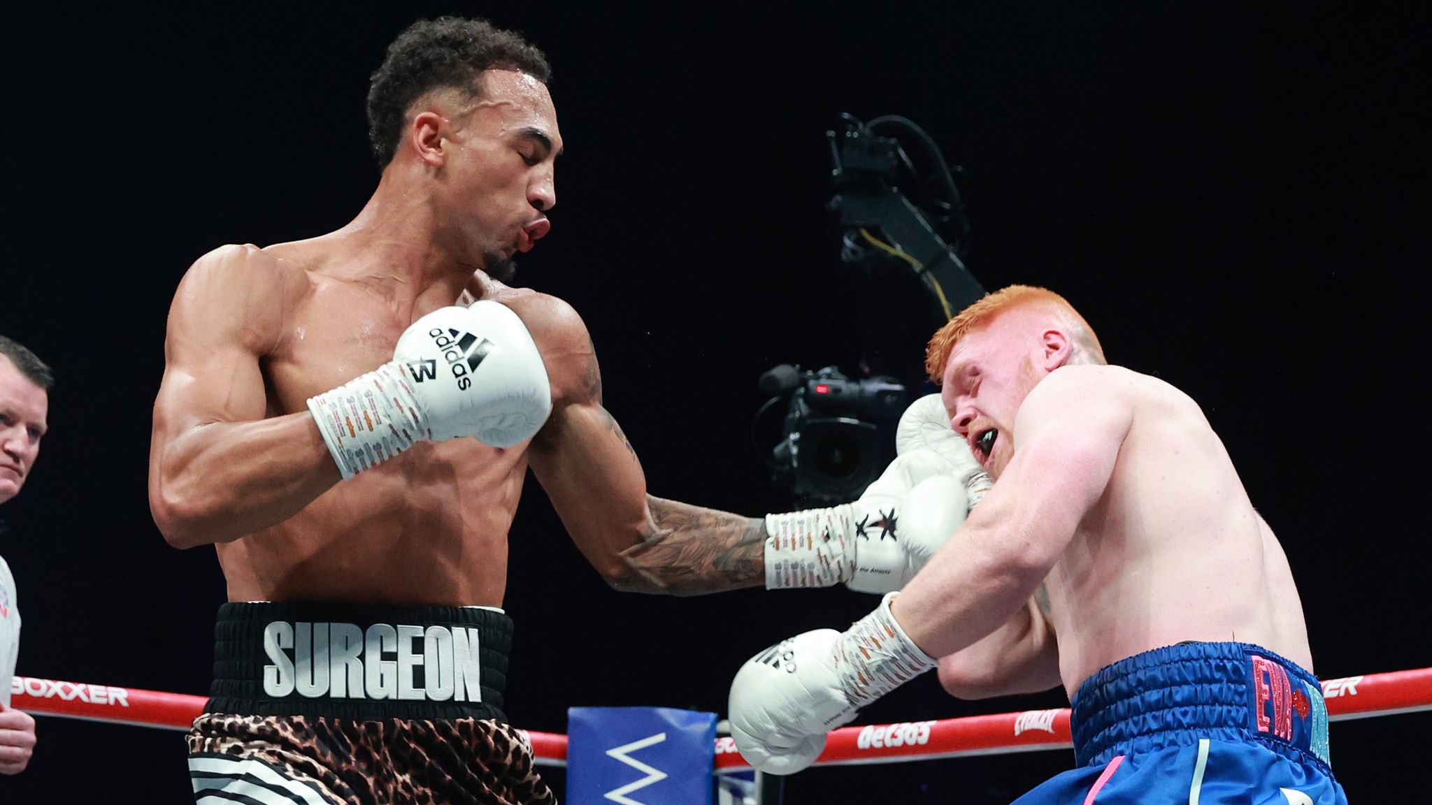 Benjamin Whittaker landing a punch on his opponent in a boxing match