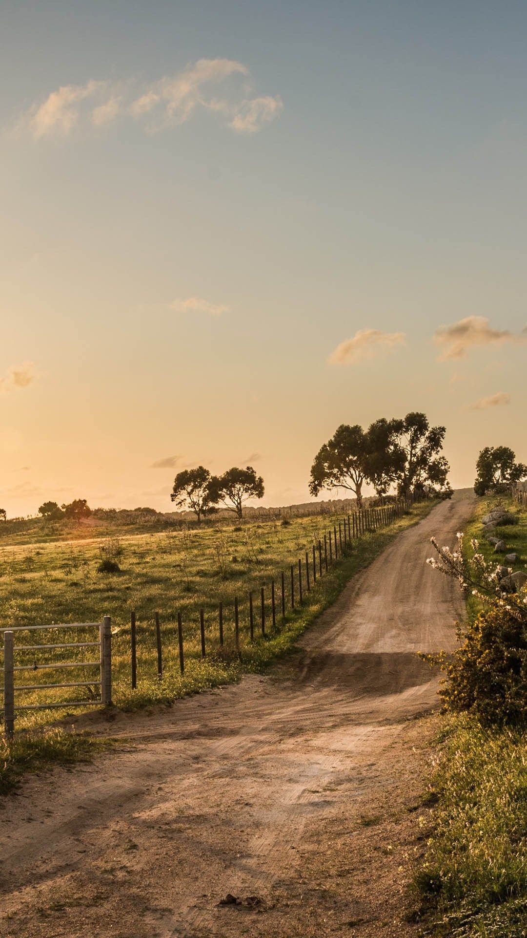 Country Scenery Wallpaper