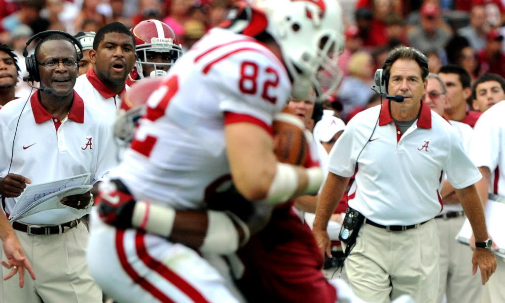 Alabama adds Western Kentucky to 2016 football schedule with reported