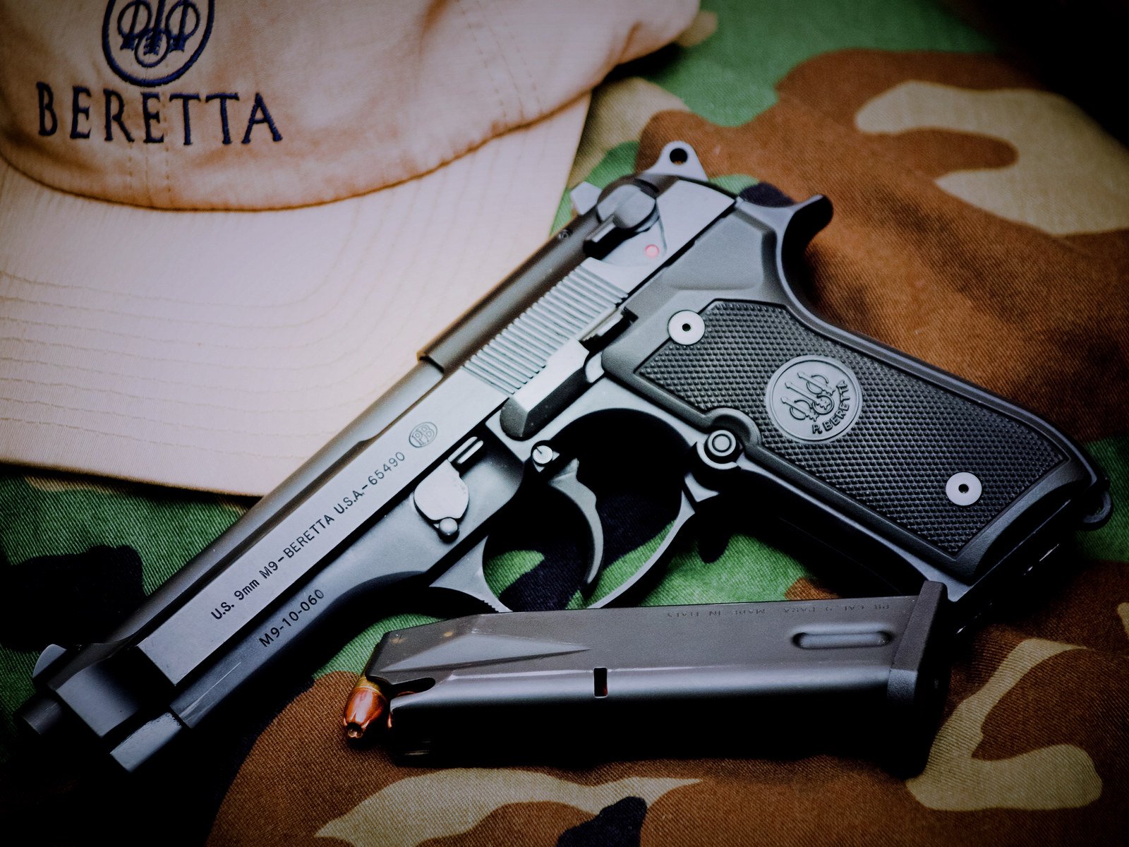 Beretta Wallpaper M9 Pistol Widescreen