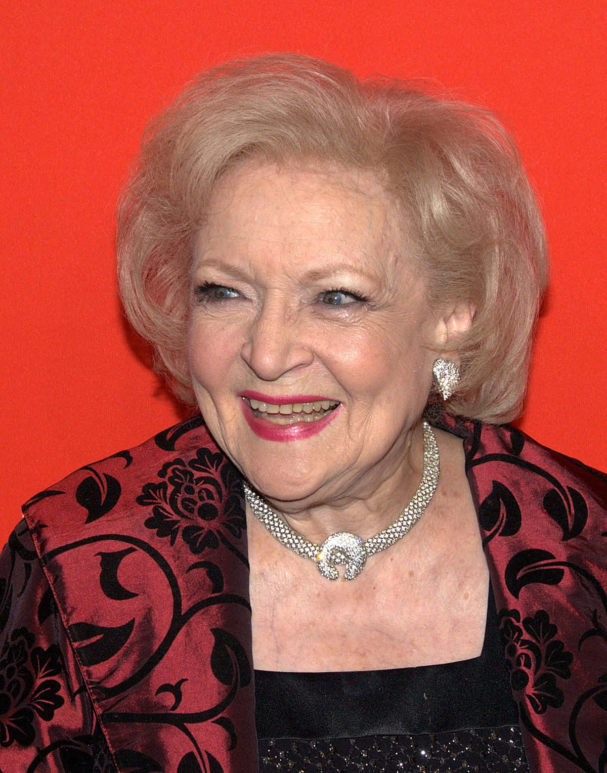 Betty White Background Wallpaper