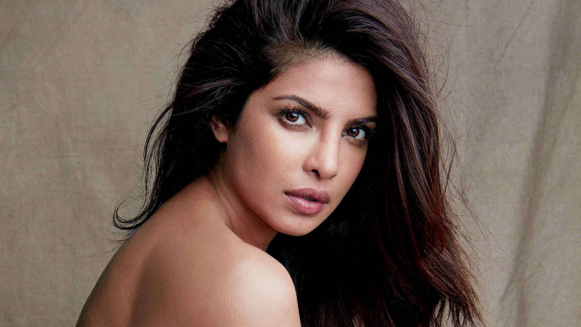 Priyanka Chopra Wallpaper Image Photos Picture