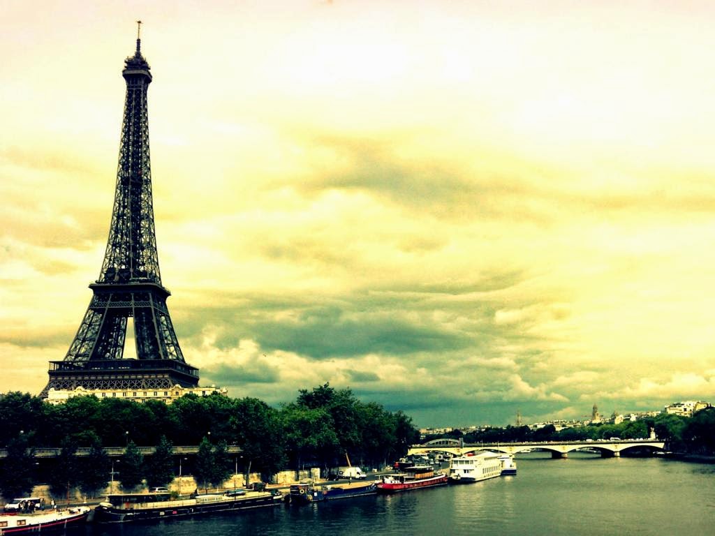 Paris Eiffel Tower Wallpaper HD