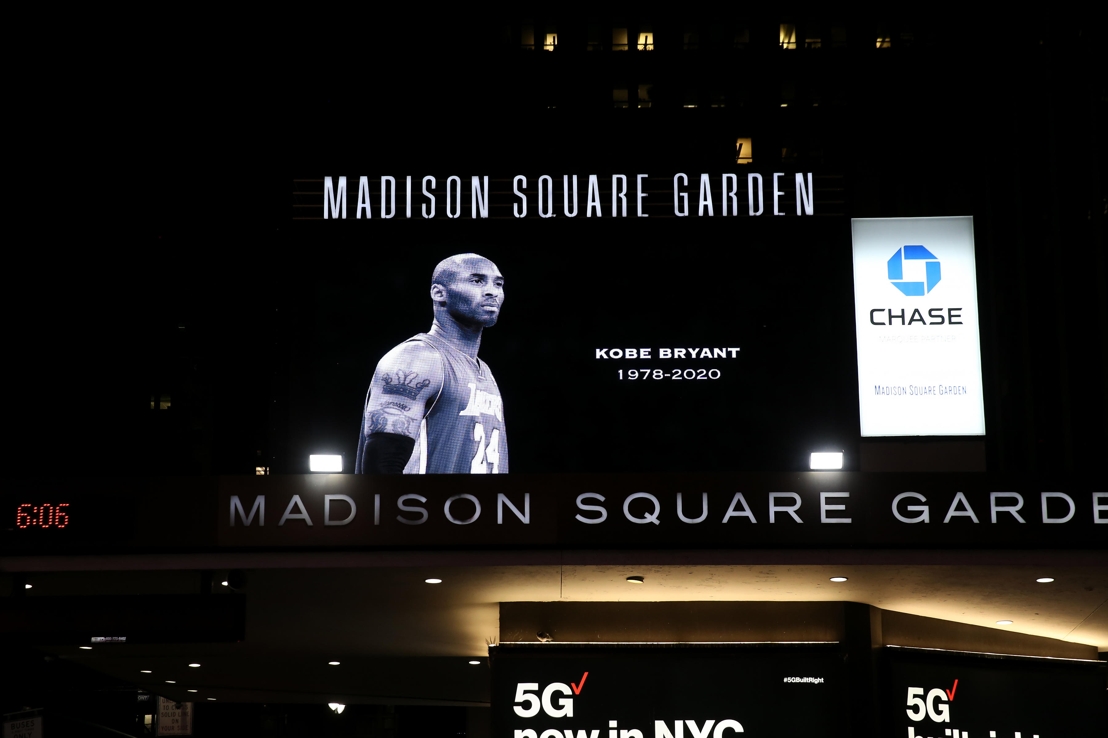 Madison Square Garden Pays Tribute To Kobe Bryant Cbssports