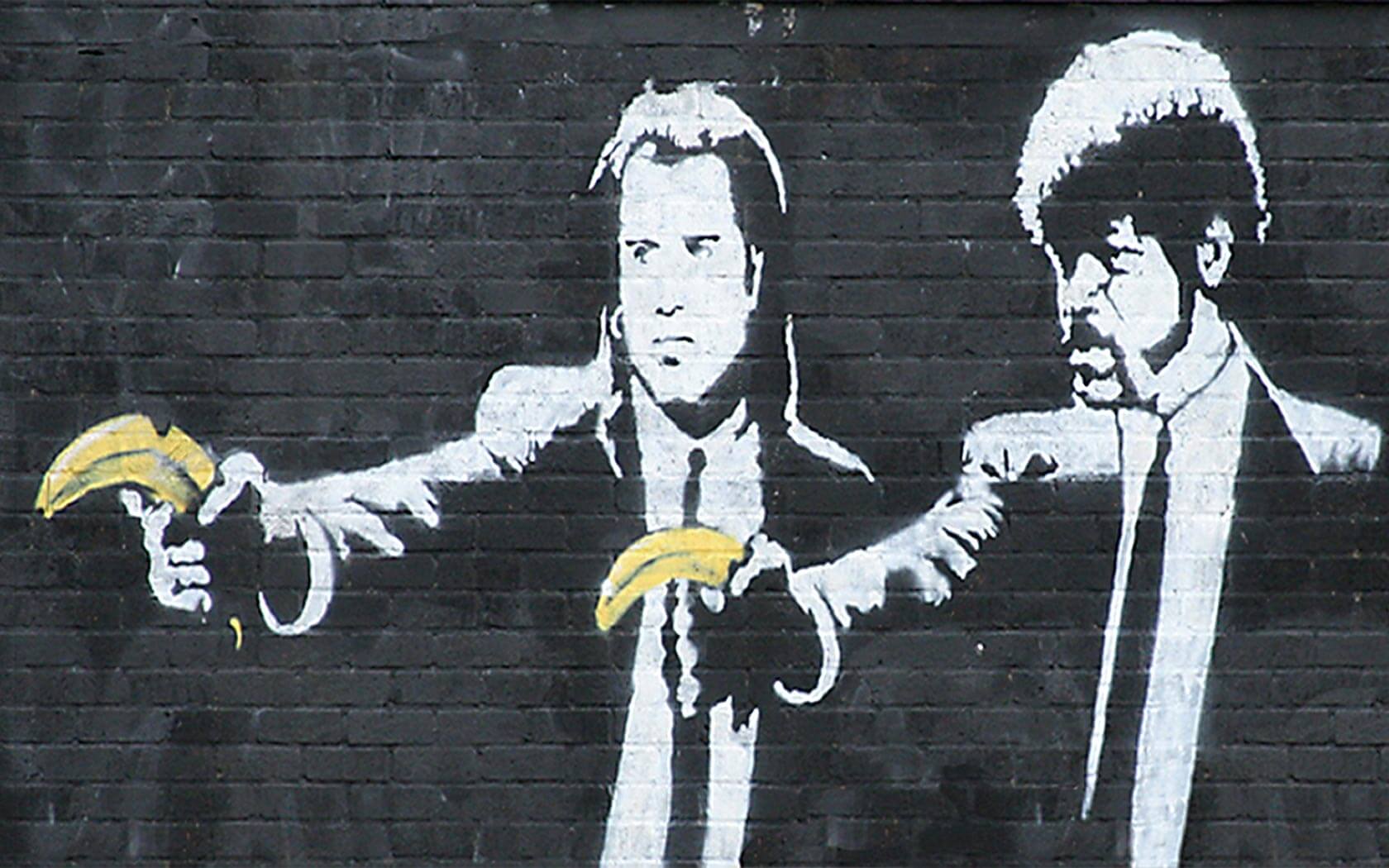 Banksy Wallpaper Pulp Fiction