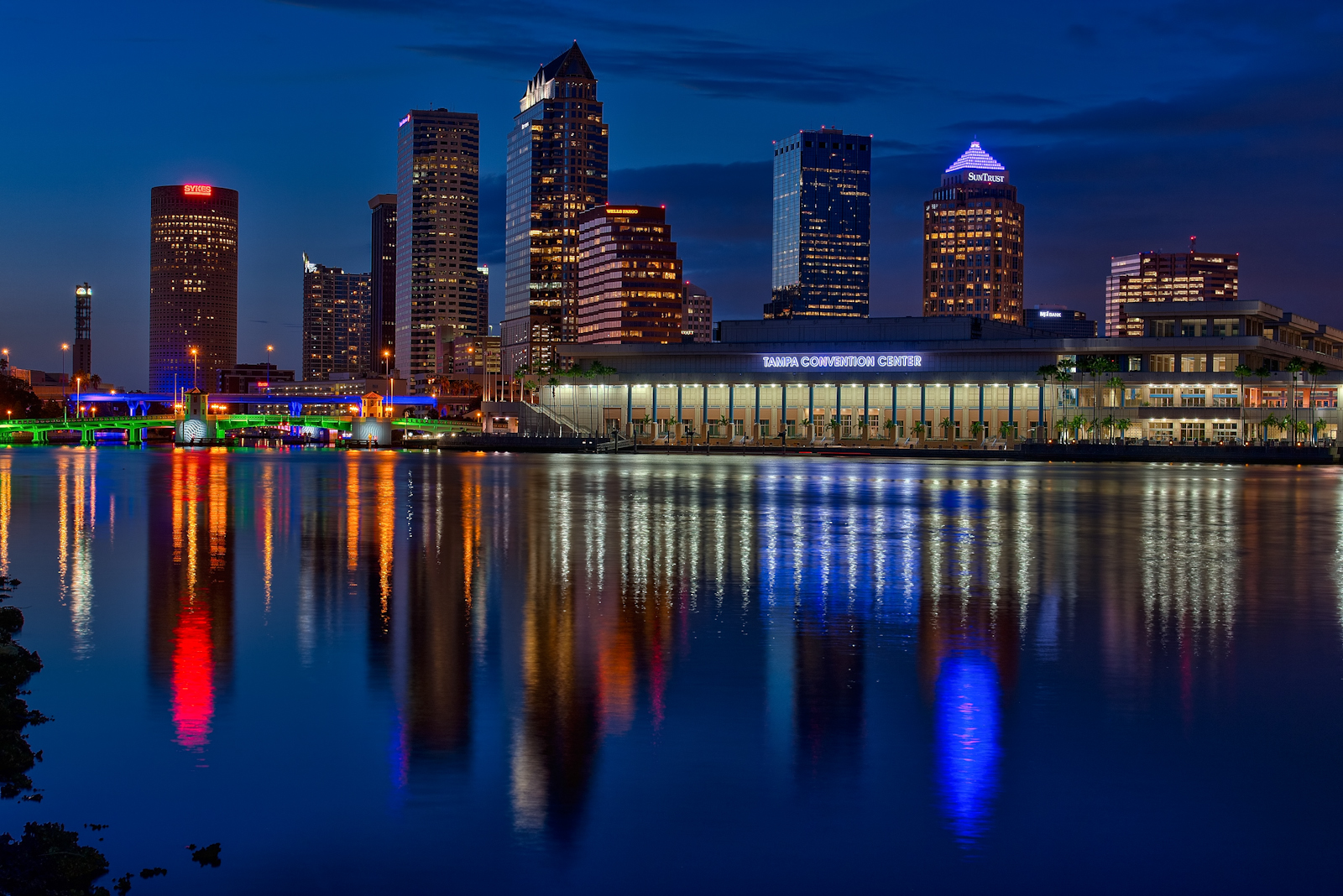 Downtown Tampa Agua Luces Photo By Matthew Paulson Sitting On
