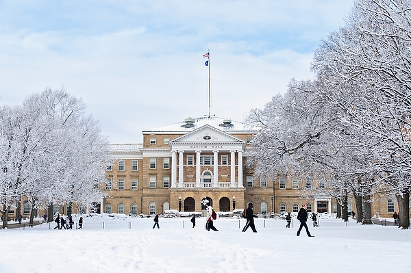 Wallpaper University Of Wisconsin Campus Winter