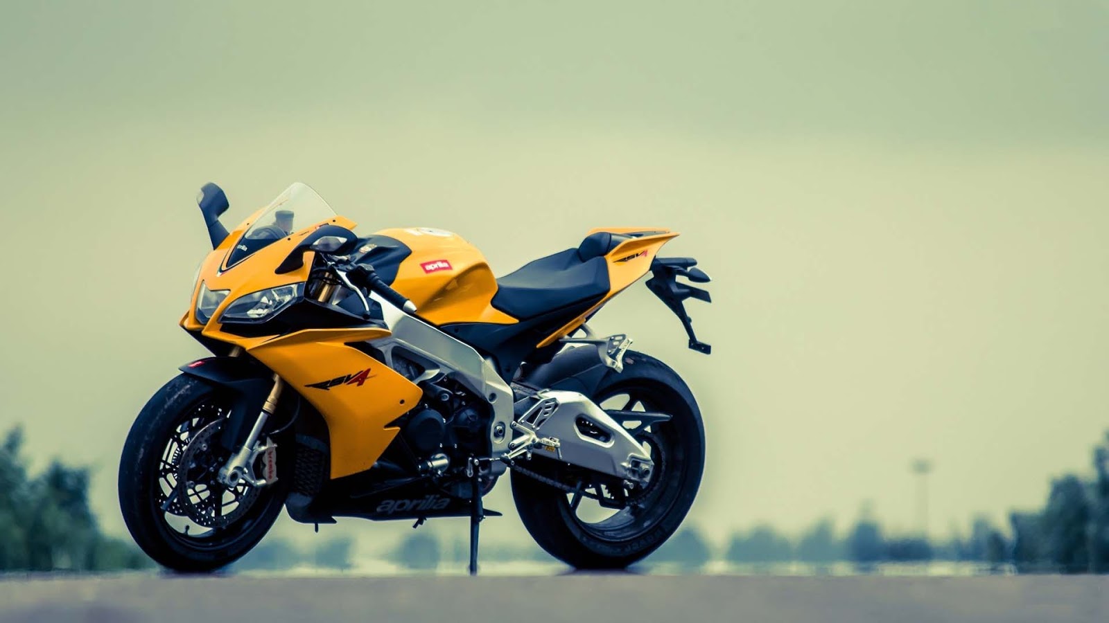 1080p HD Bike Wallpaper