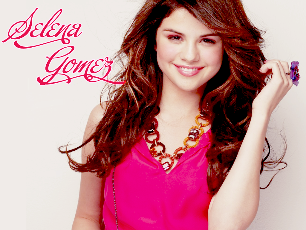 Selena Gomez Hot Wallpaper