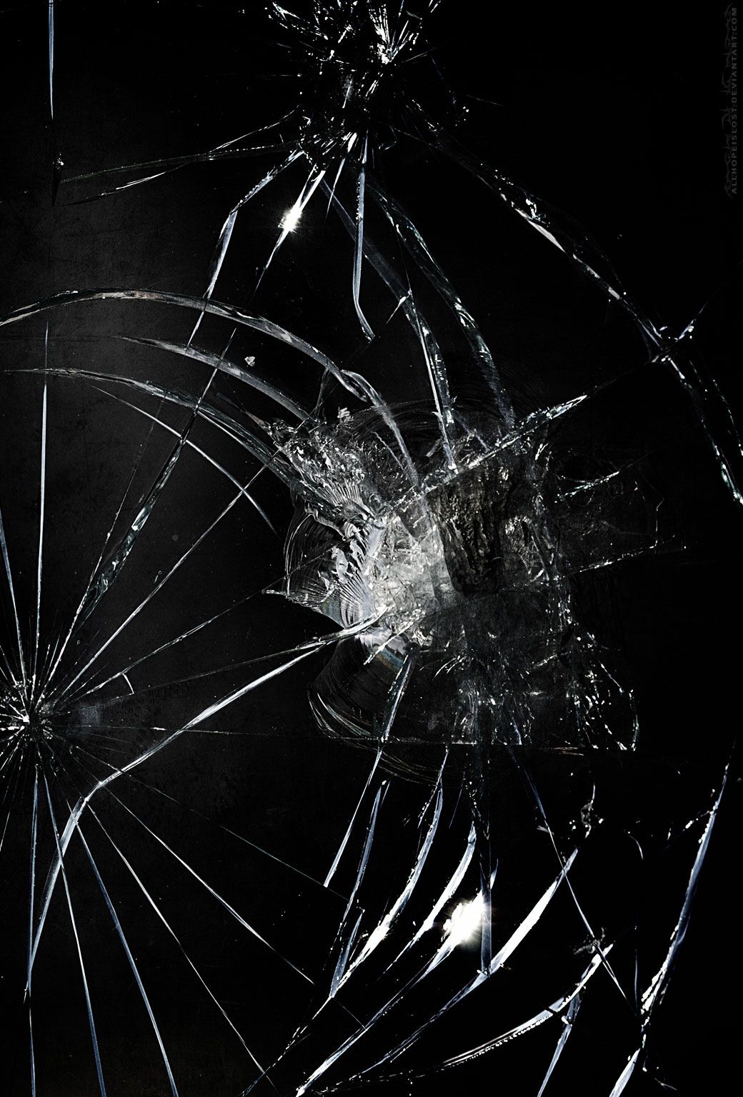 Download free broken screen wallpapers for your mobile phone by