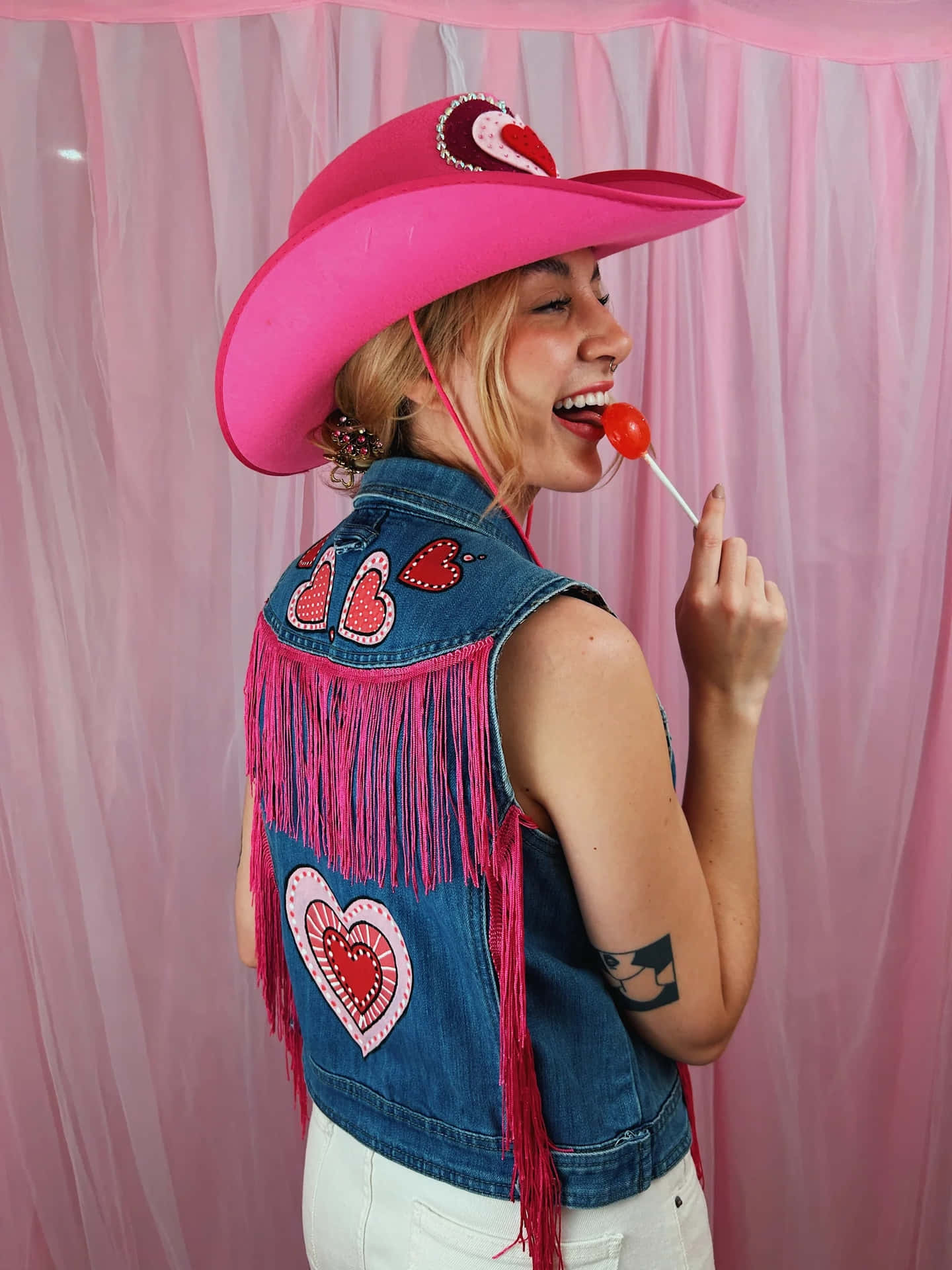 Pink Cowgirl Aesthetic Wallpaper