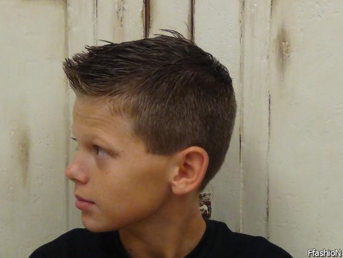 Fohawk Haircut Fell Jungen Styles Die Neuesten