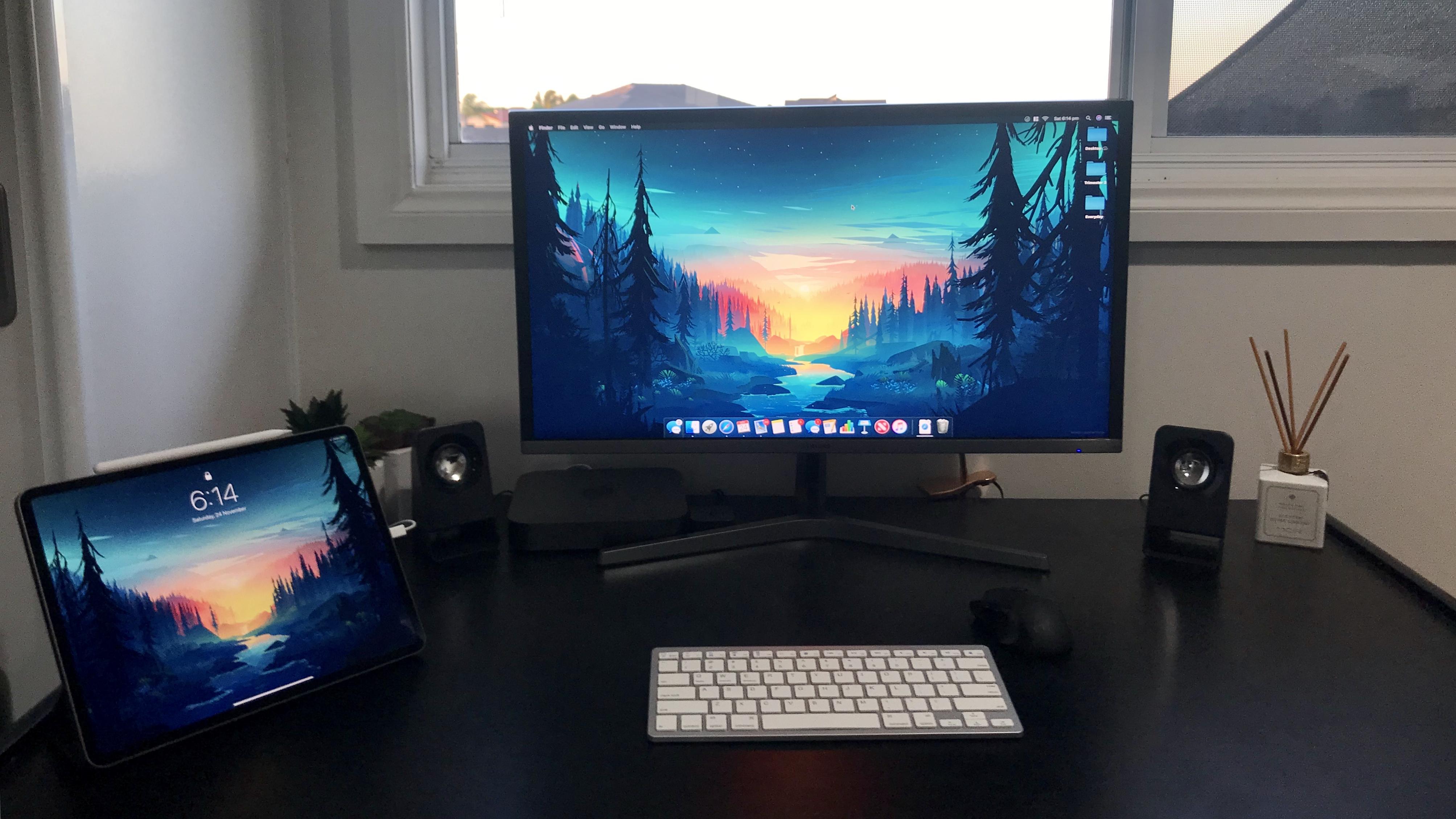 My Uni Work Relaxation Mac Station Battlestations