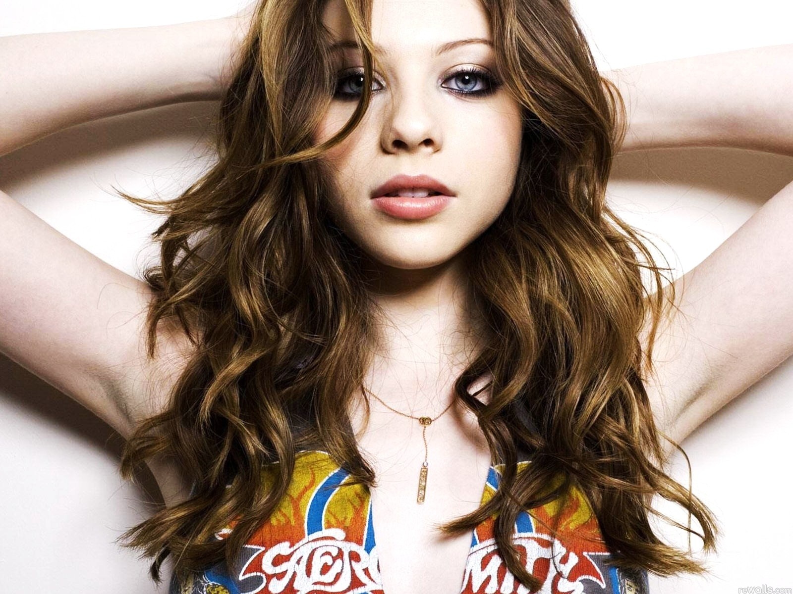 Hot Girls Wallpaper