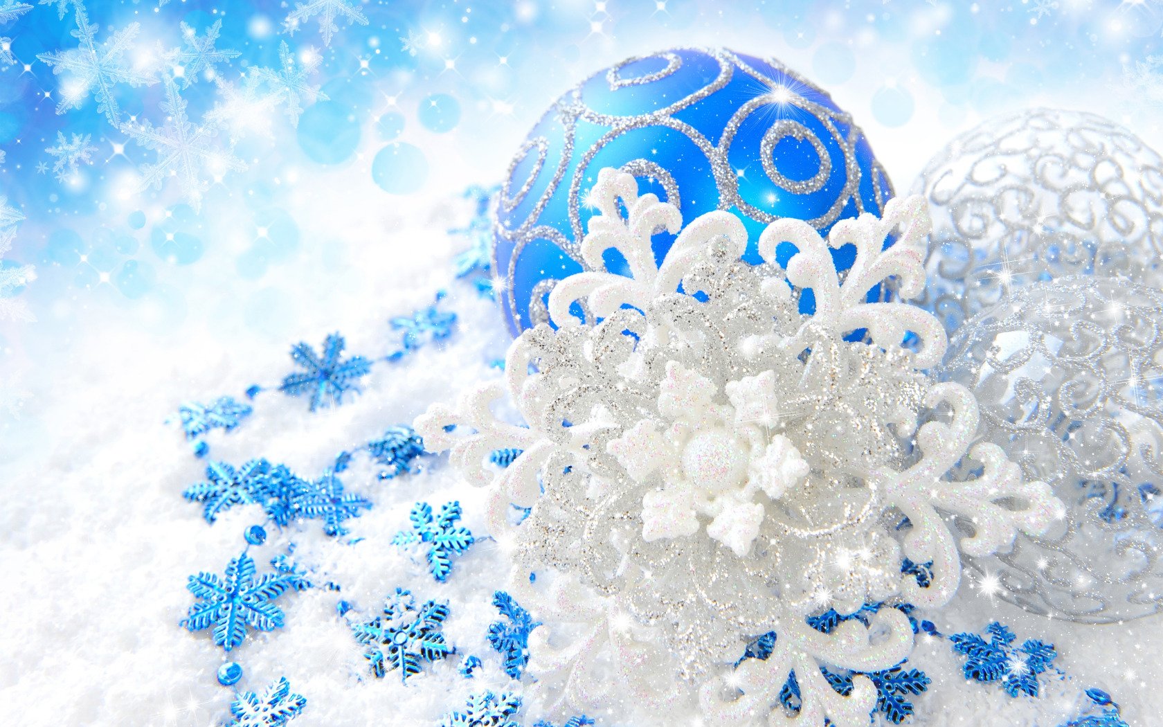 Blue And Silver Christmas Decorations Widescreen