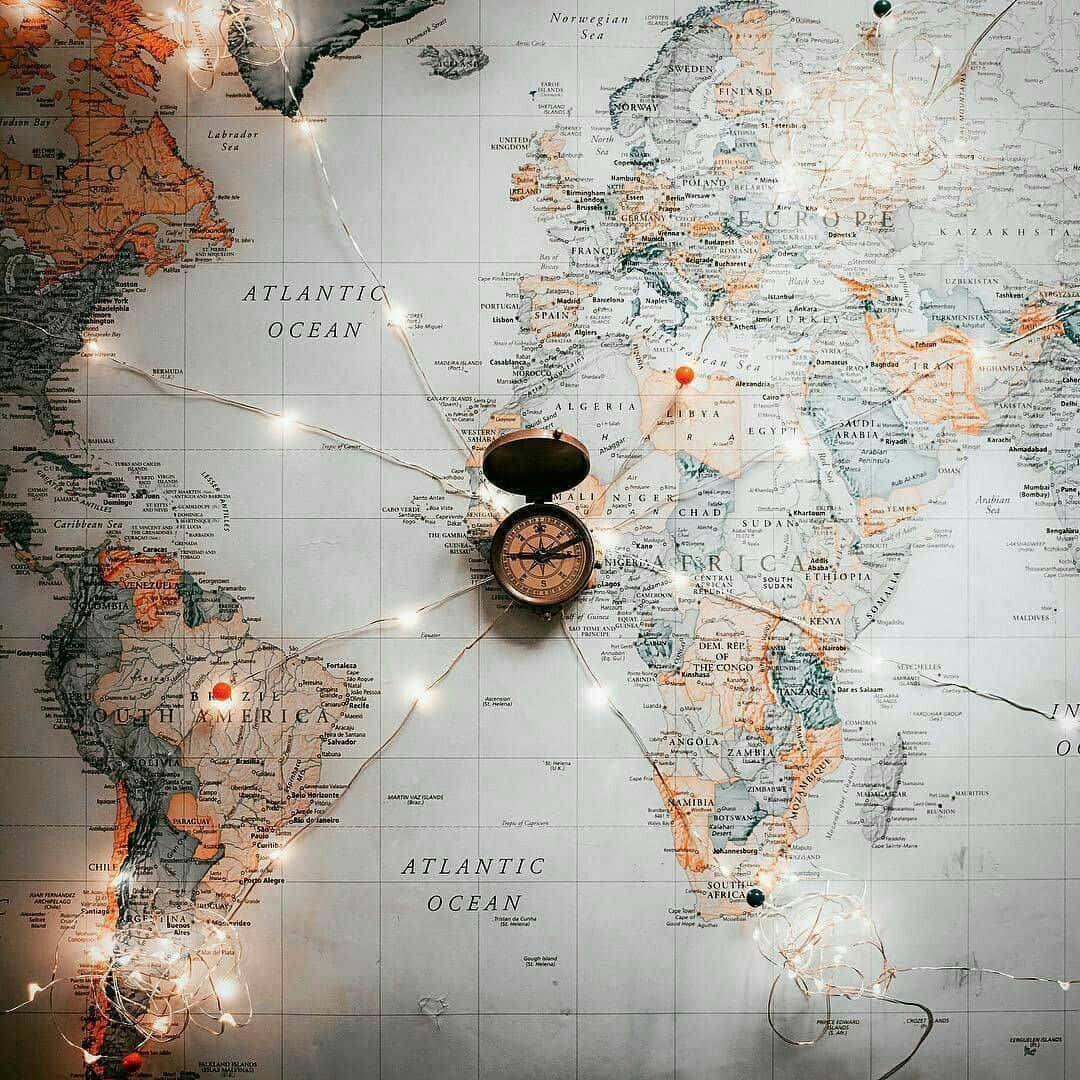 World Map Aesthetic Wallpaper