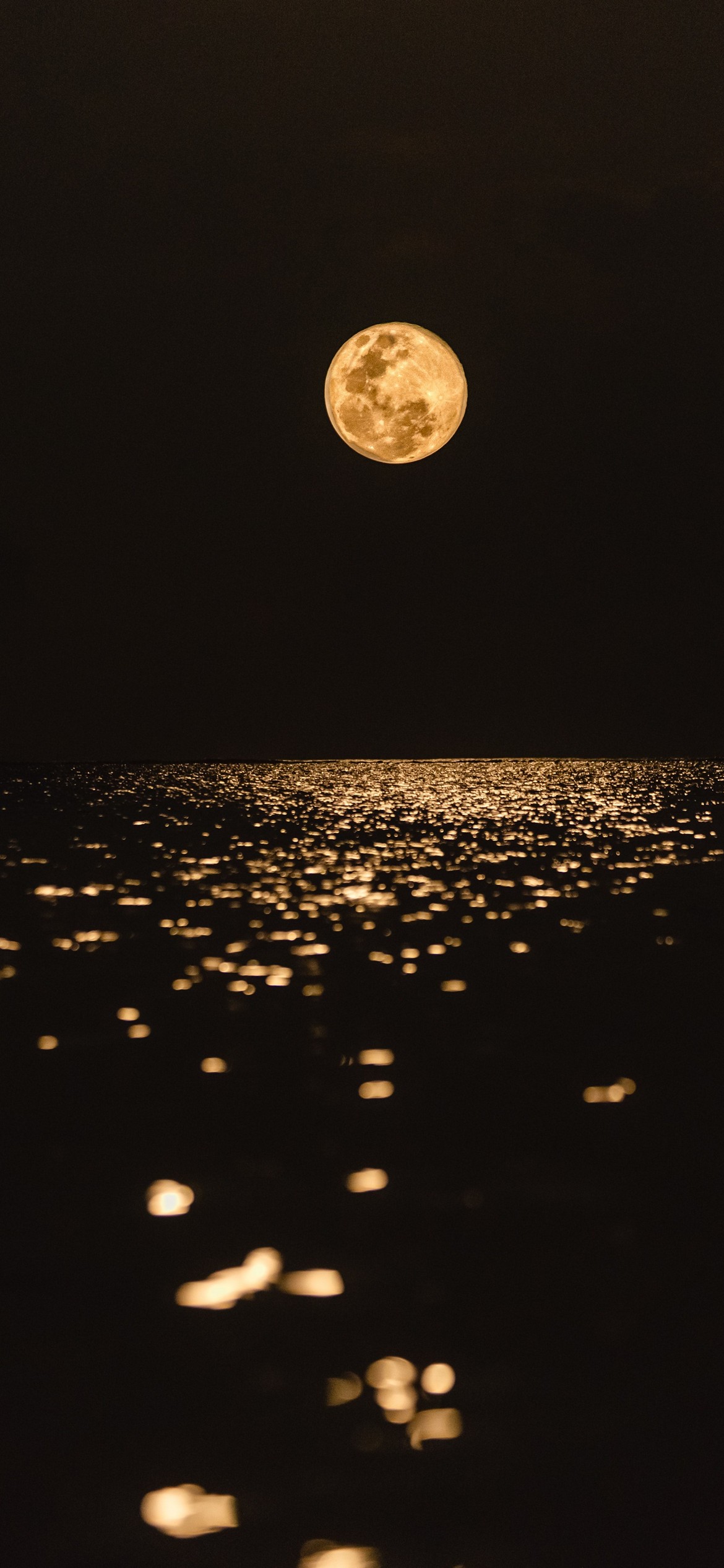 iPhone Moon Wallpaper